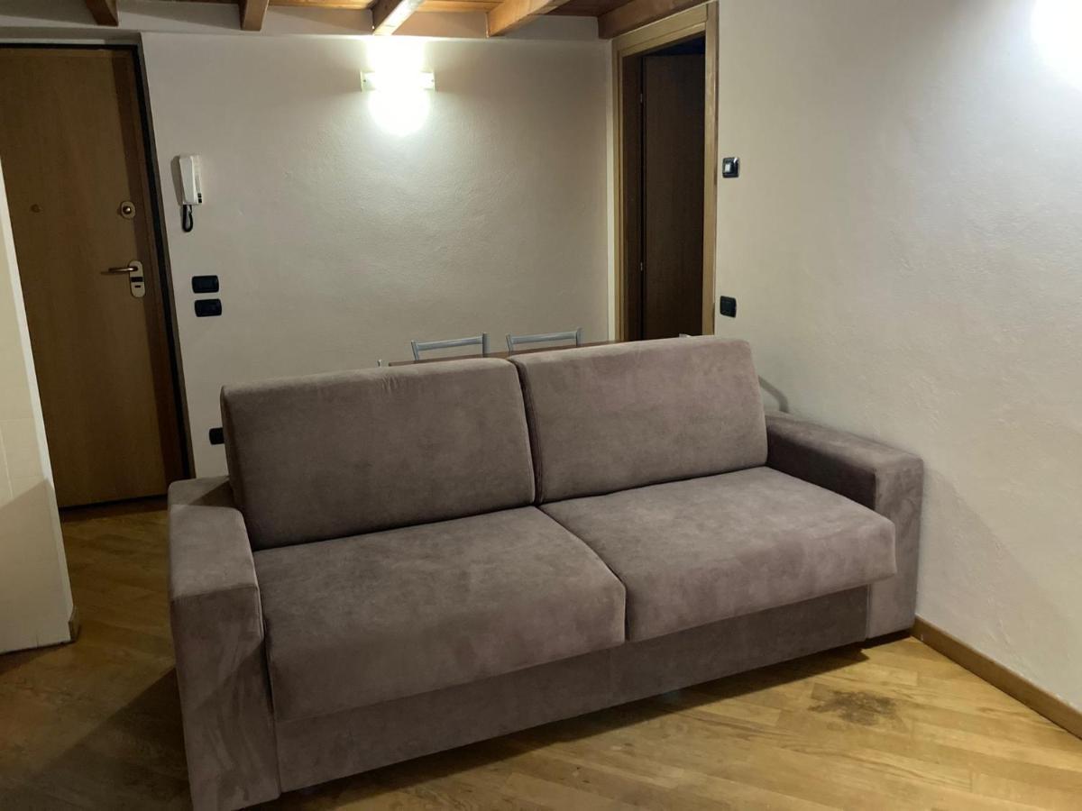 Downtown Room แบร์กาโม ภายนอก รูปภาพ